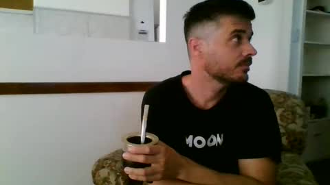 Snapshot of santinogc chatting on 12-01-24, 09:59 Nalguitas online show from 12-01-24, 09:59