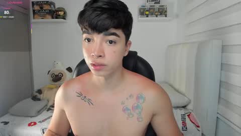 Mr. Santiago online show from 04-28-26, 01:49