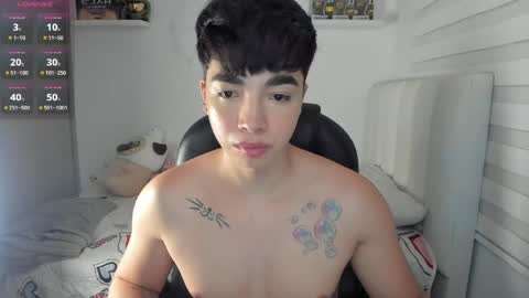 Mr. Santiago online show from 06-02-26, 01:35