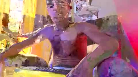 santy online show from 11-30-25, 06:34