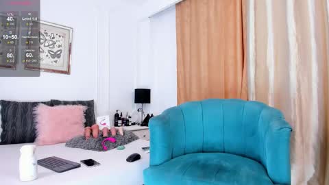 Snapshot of santy_carrington chatting on 02-11-25, 08:31 Santiago Carrington online show from 02-11-25, 08:31