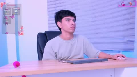 Santiago Carrington online show from 04-20-26, 03:15