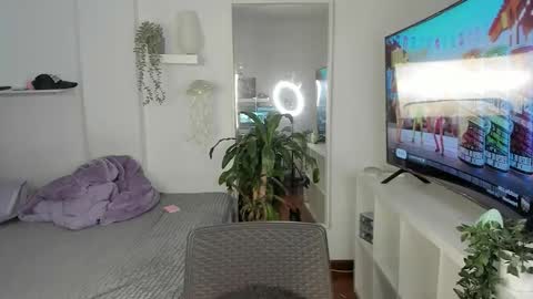 kitty online show from 11-06-25, 08:10