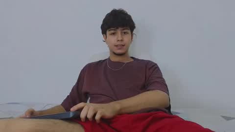 Snapshot of santybig18 chatting on 02-28-25, 03:37 santybig18 online show from 02-28-25, 03:37