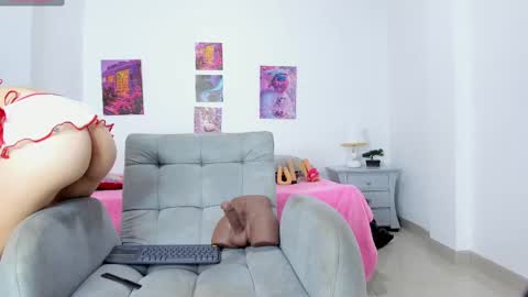 Snapshot of saori_022 chatting on 10-01-25, 03:12 saori_022 online show from 10-01-25, 03:12