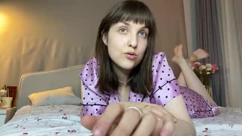 Anny online show from 10-31-25, 10:55