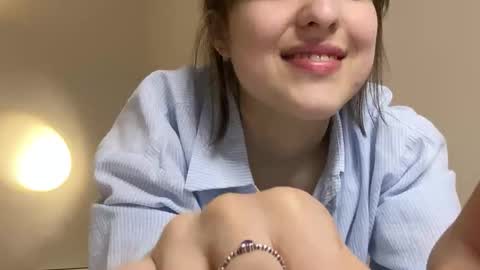 Anny online show from 03-10-26, 10:48