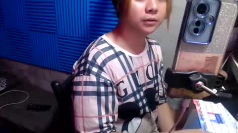 Snapshot of sapiosexualasiantrans chatting on 06-09-26, 10:38 Casey online show from 06-09-26, 10:38