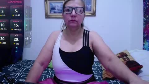 sara online show from 09-28-25, 02:22