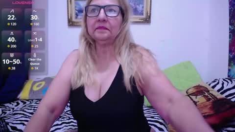 sara online show from 10-30-25, 02:57