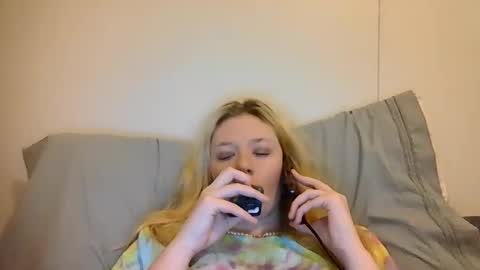 sara9920 online show from 04-03-26, 07:12