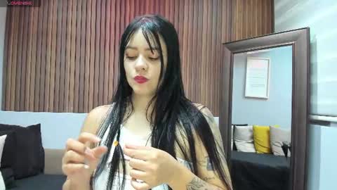 Snapshot of sara__michell chatting on 06-11-26, 12:03 online show from 06-11-26, 12:03