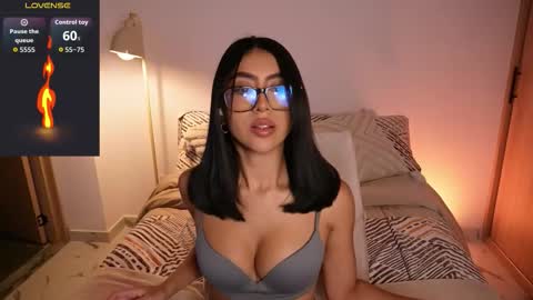 Sara  online show from 01-07-26, 01:52