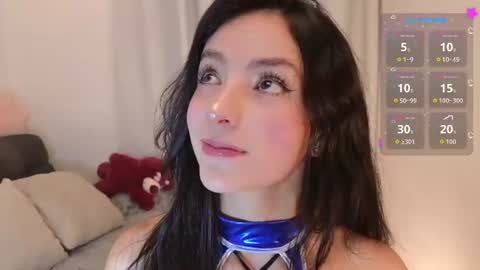 Sara  online show from 06-18-26, 09:14