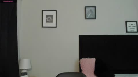 sara_b11 online show from 07-18-26, 06:12