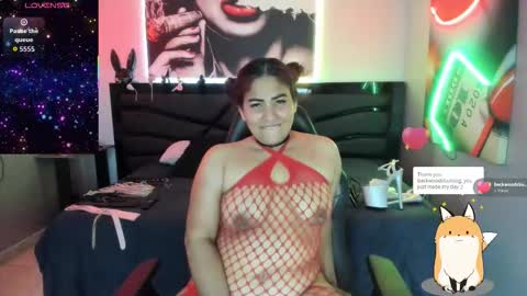 Snapshot of sara_bdsm chatting on 12-18-25, 03:51 sara_bdsm online show from 12-18-25, 03:51
