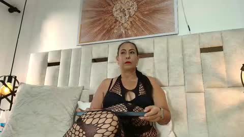 Snapshot of sara_bigass__ chatting on 12-14-25, 11:48 sara online show from 12-14-25, 11:48