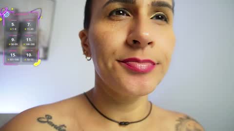   online show from 10-11-25, 11:25