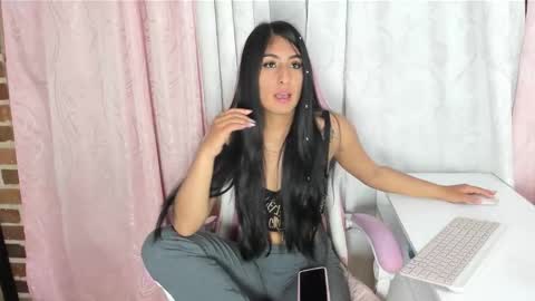 Sara online show from 03-12-26, 11:00