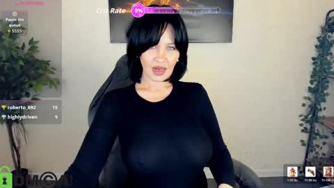 Snapshot of sara_devills chatting on 05-18-26, 12:40 Sara online show from 05-18-26, 12:40