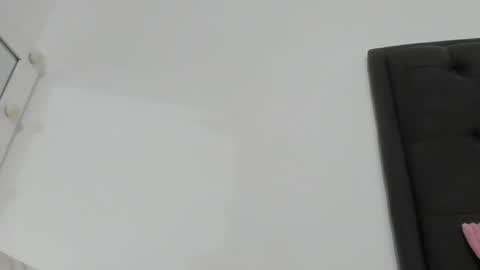 Snapshot of sara_evans01 chatting on 03-11-25, 07:26 sara online show from 03-11-25, 07:26