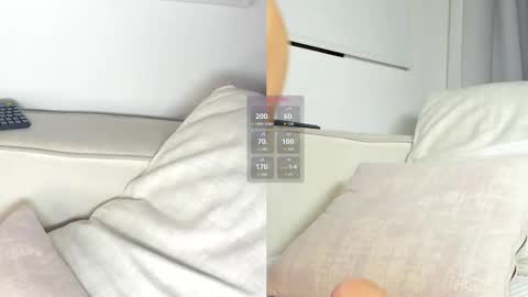 Snapshot of sara_evans01 chatting on 11-17-25, 01:55 sara online show from 11-17-25, 01:55