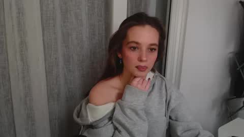 sara_foot online show from 02-11-25, 07:02