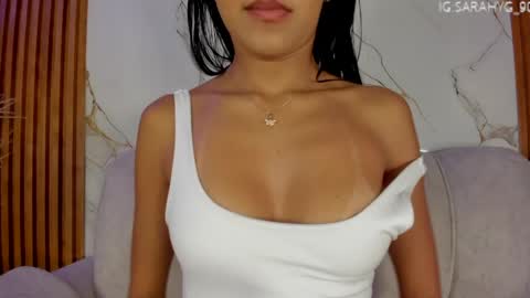 S A R A online show from 05-28-26, 01:47