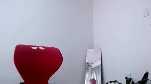 sara_johnson__ online show from 11-21-25, 02:49