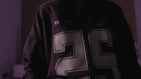 sara_lopee1 online show from 04-26-26, 11:52