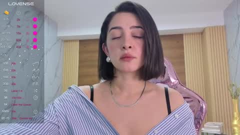 Sara  online show from 04-20-26, 01:47