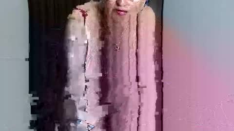 Sara love online show from 02-04-25, 03:22