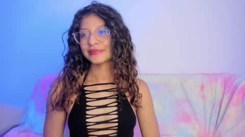 Sara  online show from 11-01-25, 08:11