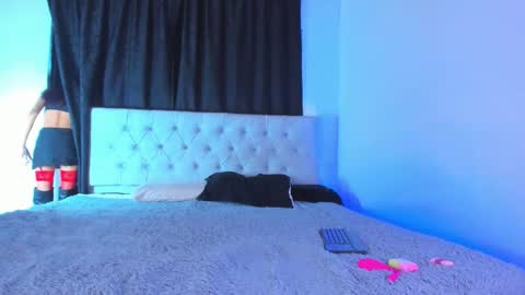 Sara  Neith online show from 12-23-25, 06:22