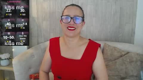 Sara   online show from 04-22-26, 08:10