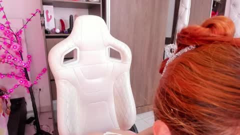 sara online show from 12-16-24, 03:43