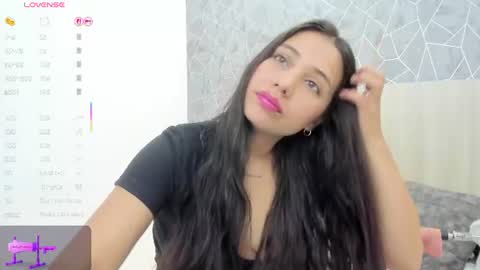 Snapshot of sara_melo chatting on 07-17-26, 12:45 Sara online show from 07-17-26, 12:45