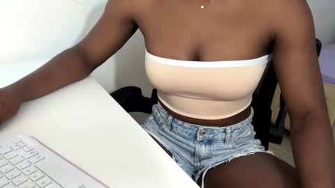 Sara online show from 11-05-25, 08:53