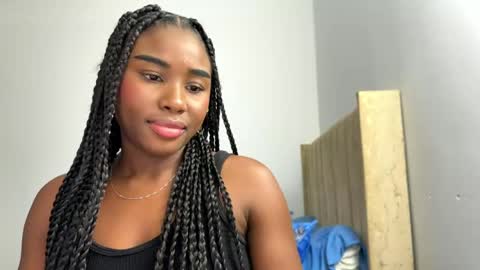 Sara online show from 04-21-26, 03:13