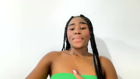 Sara online show from 05-26-26, 02:07