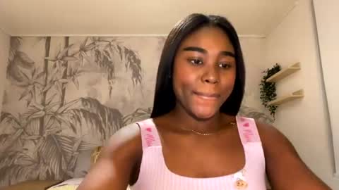 Sara online show from 06-18-26, 02:45