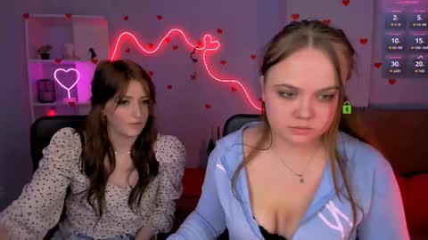 Sara online show from 03-27-26, 01:44