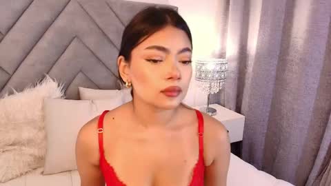 Snapshot of sara_owens7 chatting on 05-22-26, 02:30 sara_owens7 online show from 05-22-26, 02:30