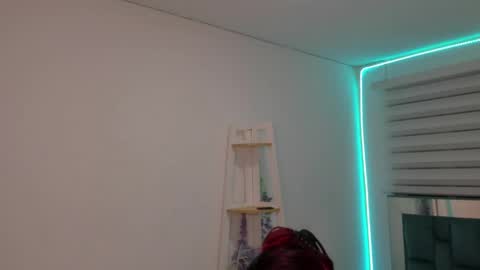 sara_red_x online show from 05-26-26, 03:13