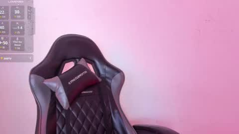 Snapshot of sara_roades chatting on 11-14-25, 07:56 sara_roades online show from 11-14-25, 07:56