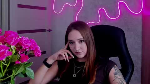 Snapshot of sara_rossse chatting on 10-07-25, 07:11 Sara online show from 10-07-25, 07:11