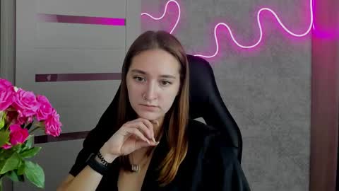 Snapshot of sara_rossse chatting on 10-08-25, 07:33 Sara online show from 10-08-25, 07:33