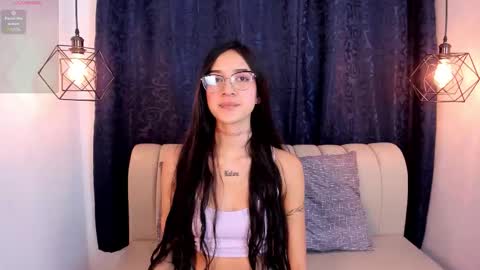 SARA SANTACRUZ online show from 12-17-25, 12:11