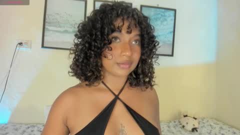 Snapshot of sara_sophiee chatting on 12-02-25, 11:34 sara sofia online show from 12-02-25, 11:34