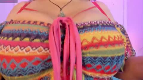 sara online show from 11-19-25, 02:06